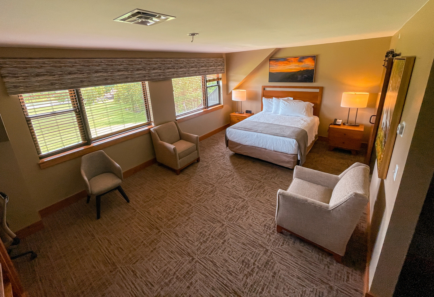 Photo of King Suite, Golf View, South Lodge